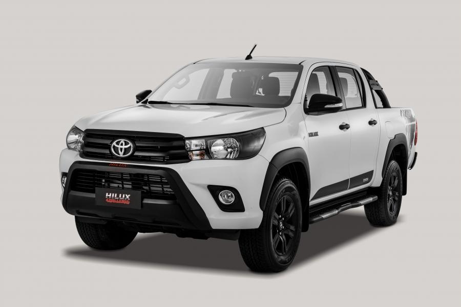 Toyota Hilux SR Challenge Double Cab (LA) '2017